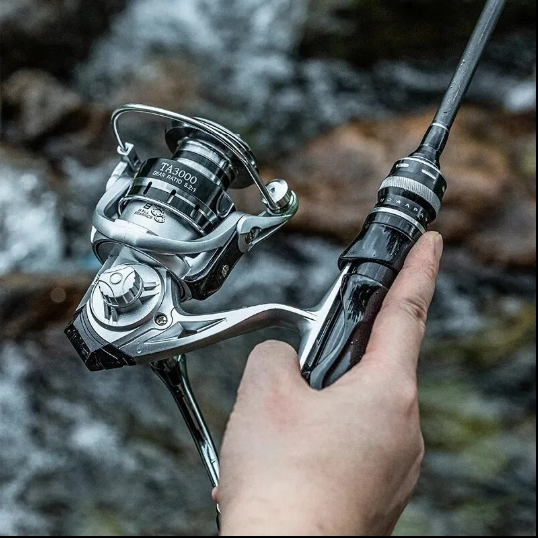APEX TorqueSpin™ ShadowCast Reel